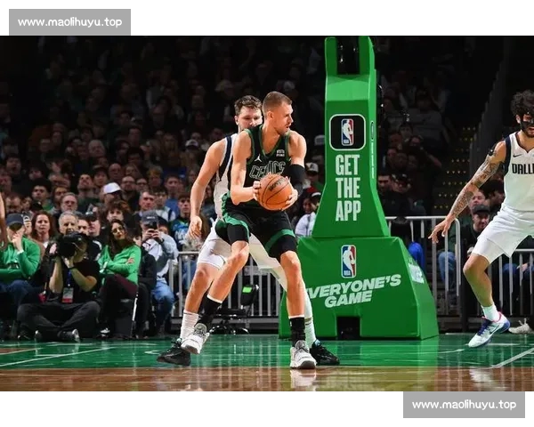 实时观看NBA精彩赛事高清直播尽享球星对决和赛场激情 实时观看NBA精彩赛事高清直播尽享球星对决和赛场激情